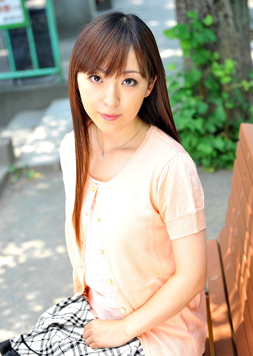 Rina Yuzuki  マンコ JapaneseThumbs AV Idol Rina Yuzuki 柚木莉奈 Photo Gallery 24