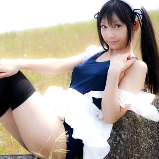 Cosplay Maid