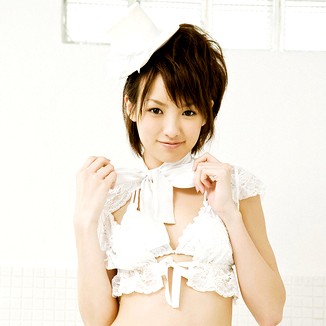 Akina Minami