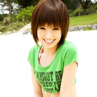 Akina Minami